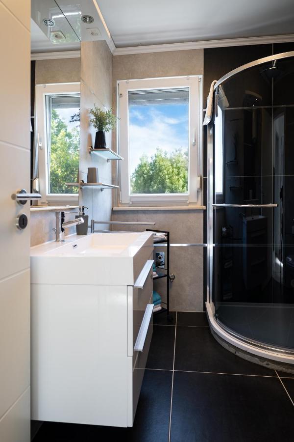 Ferienhaus Nera 플로민 외부 사진